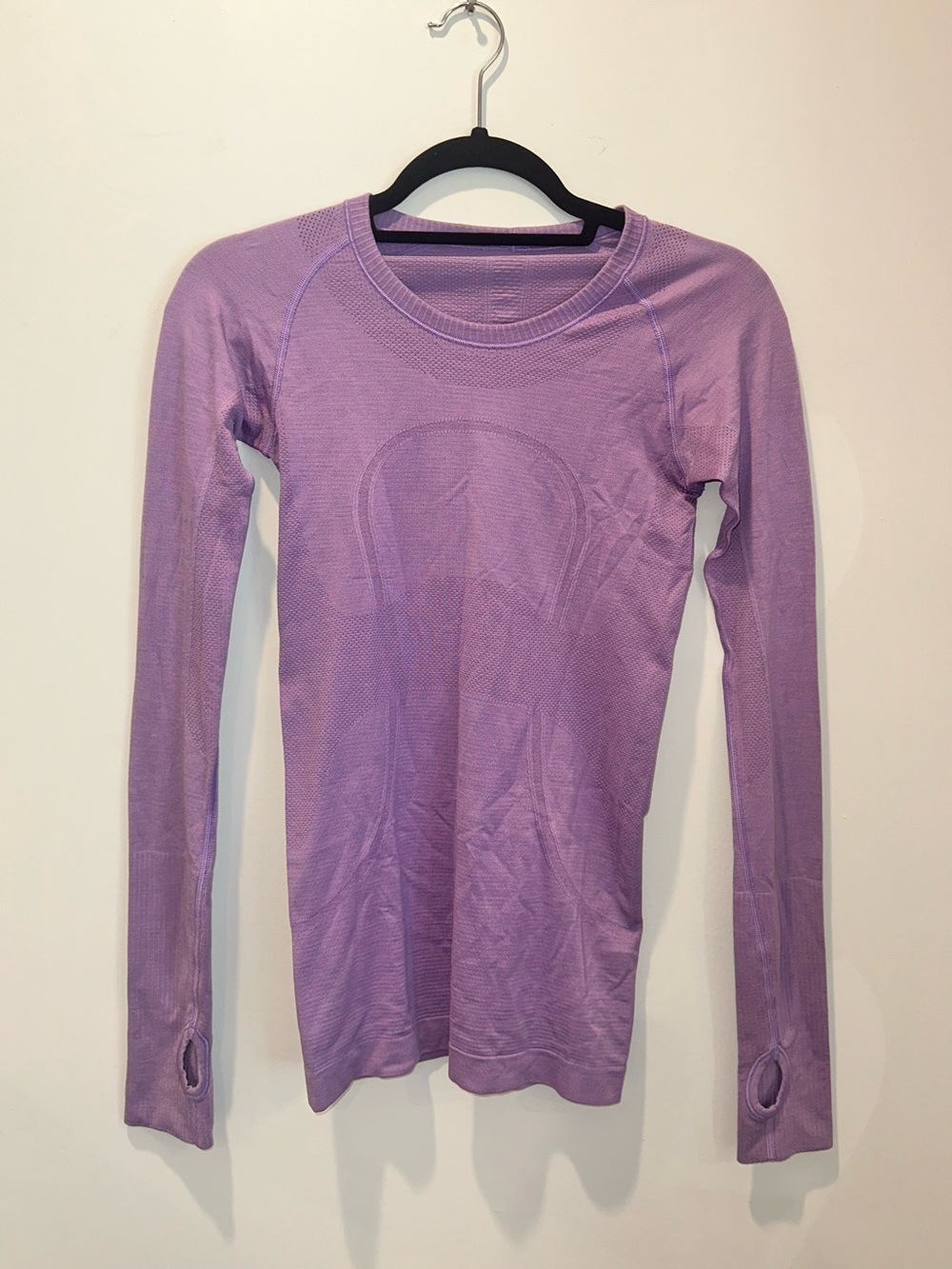 Lululemon Swiftly Tech Long-Sleeve Purple Size 4